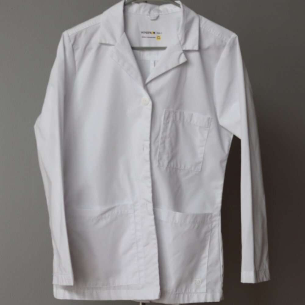 wonderwink white coat